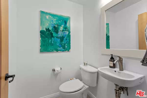 North Hollywood, CA 91601,5303 Satsuma AVE #113