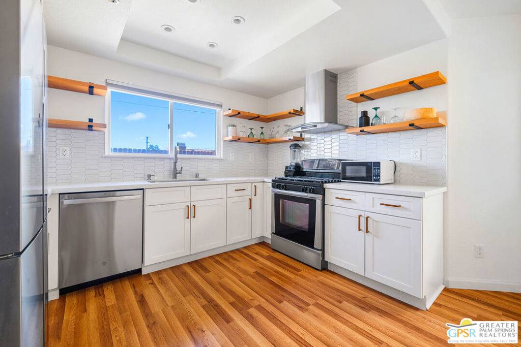 Desert Hot Springs, CA 92240,66735 El Dorado PL