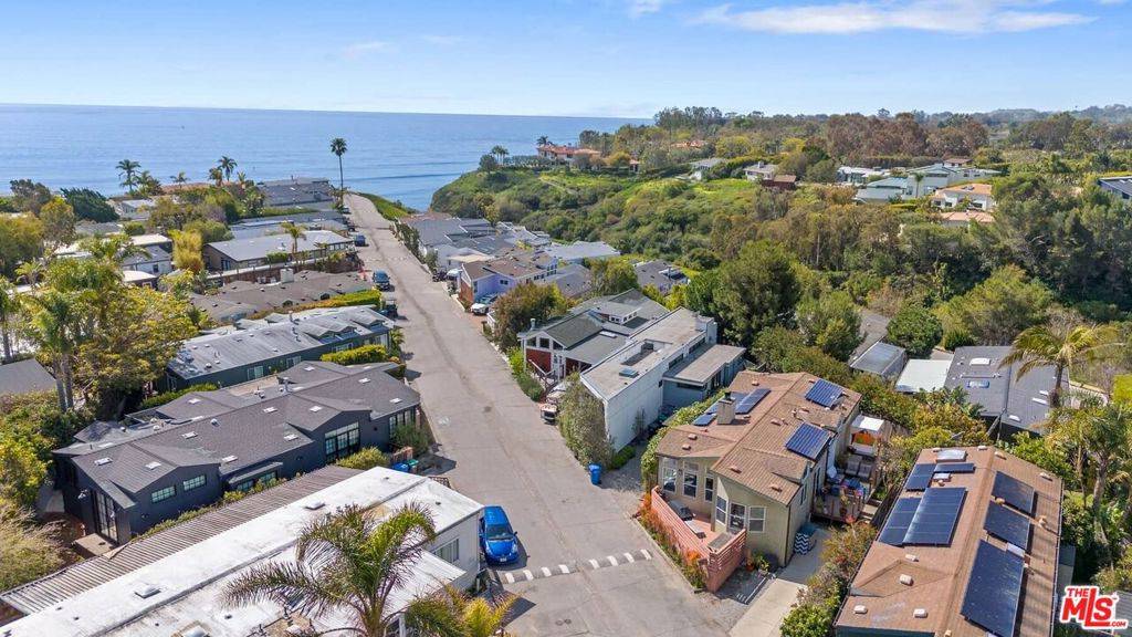 Malibu, CA 90265,261 Paradise Cove RD