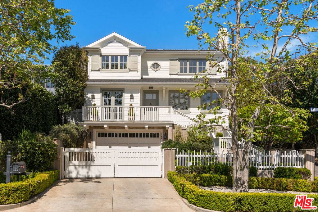 146 N Carmelina AVE, Los Angeles, CA 90049