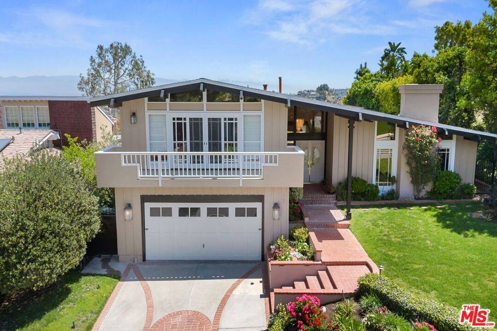 4040 Coldstream TER,  Tarzana,  CA 91356