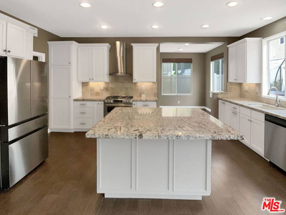 Orange, CA 92867,2272 N Parkhurst DR