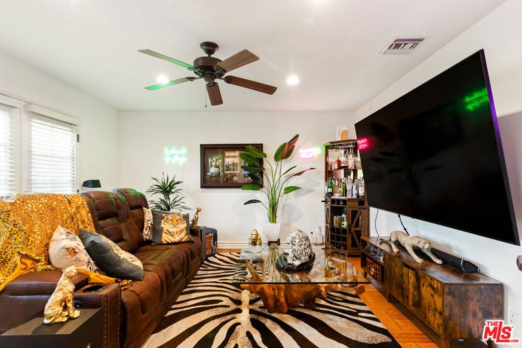 Calabasas, CA 91302,3533 Adamsville AVE