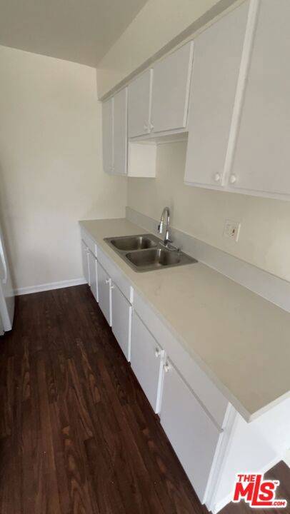 Pasadena, CA 91101,780 Earlham ST #4