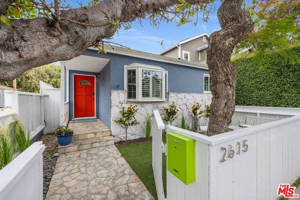 2615 Beach AVE, Venice, CA 90291