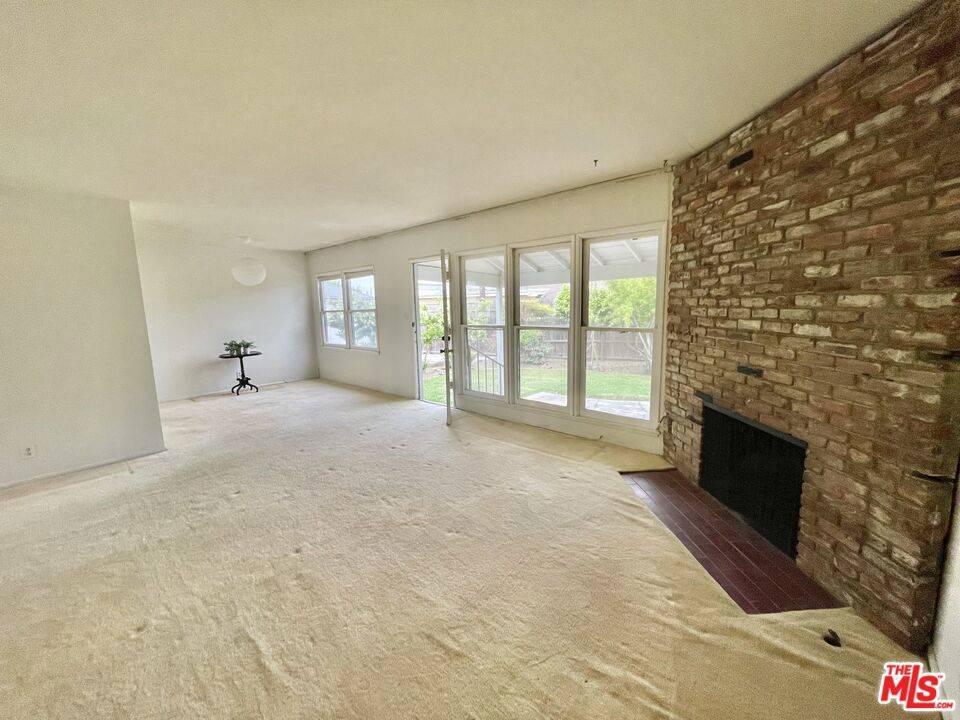 Los Angeles, CA 90066,11616 Francis PL