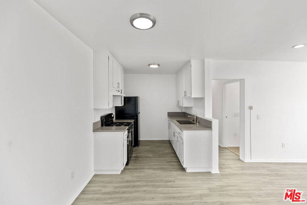 Van Nuys, CA 91406,15314 Gault ST #302