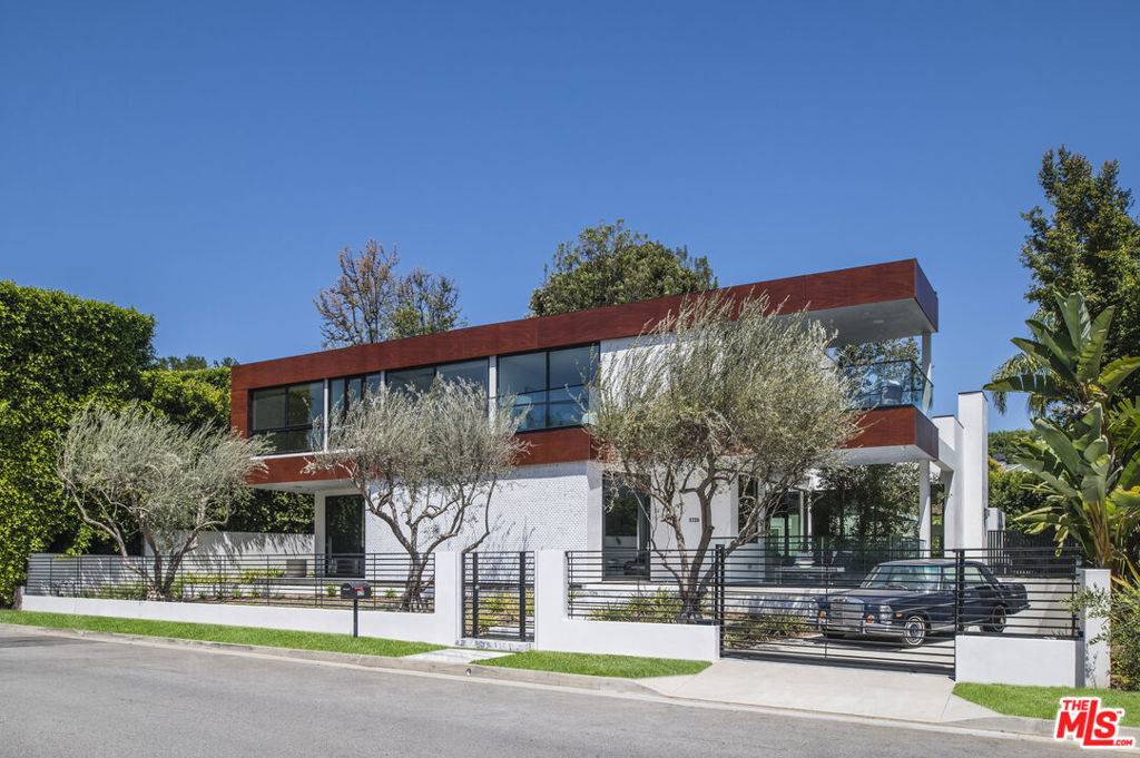 1729 Angelo DR, Beverly Hills, CA 90210