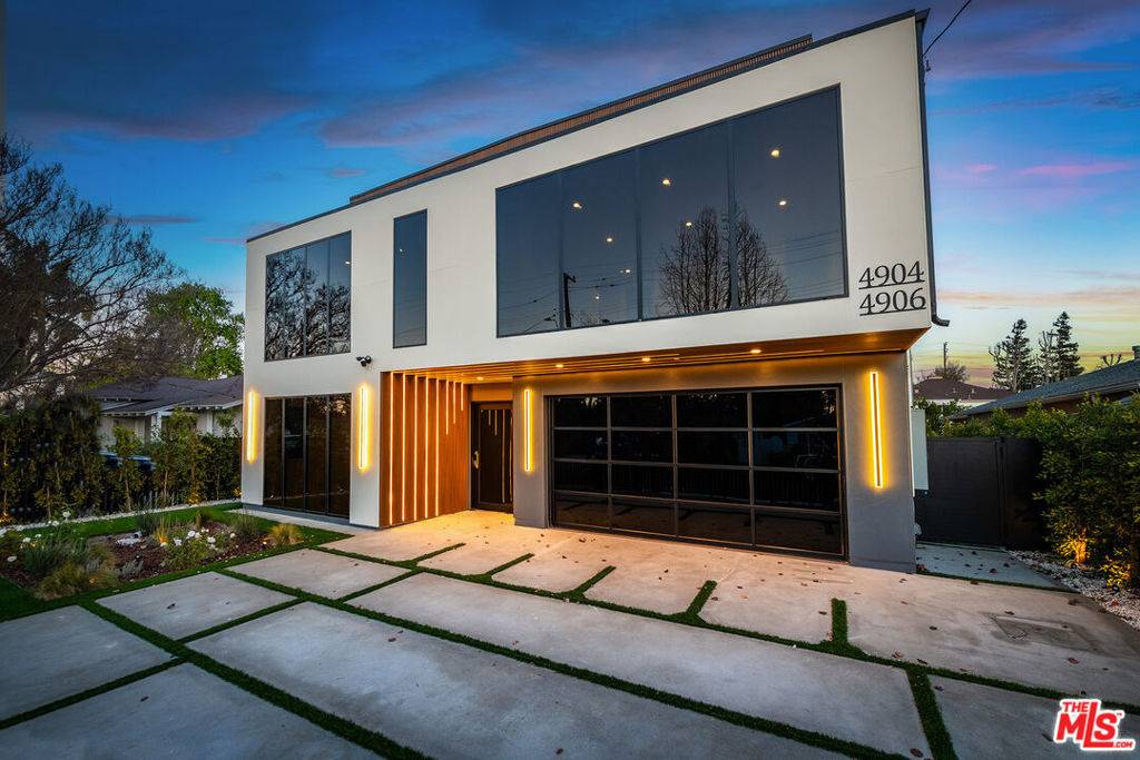 Sherman Oaks, CA 91423,4906 Van Noord AVE