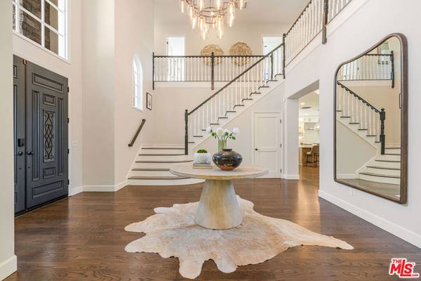 11797 CHAPARAL ST, Los Angeles, CA 90049