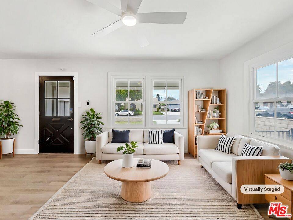 Ventura, CA 93003,264 S Joanne AVE