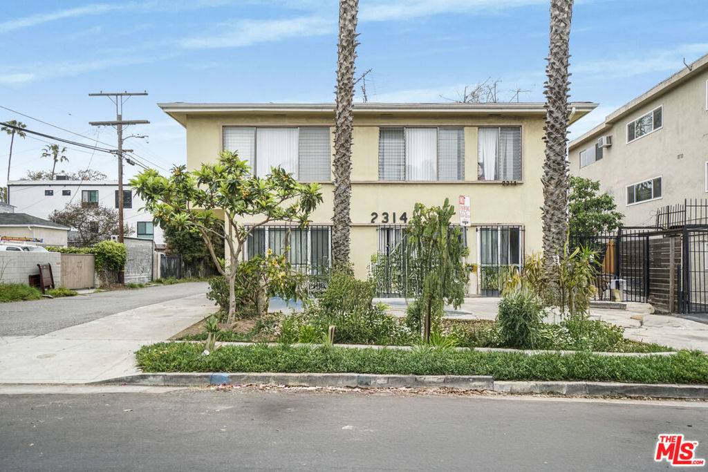 2314 S Corning ST, Los Angeles, CA 90034