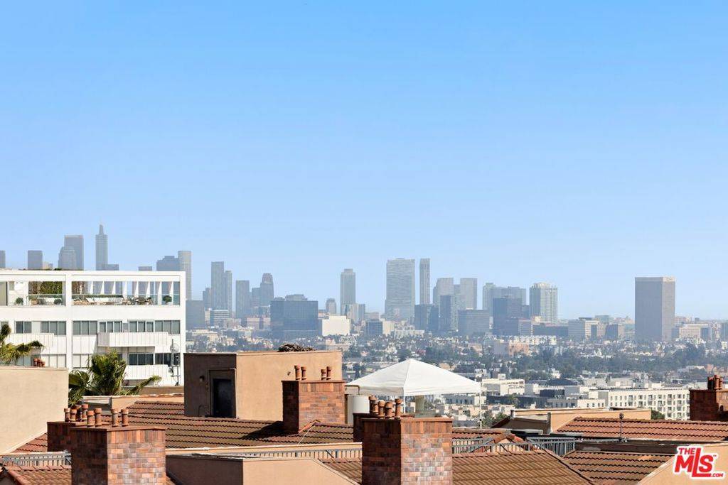 Los Angeles, CA 90046,7309 Franklin AVE #502