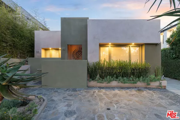 Los Angeles, CA 90046,816 N La Jolla AVE