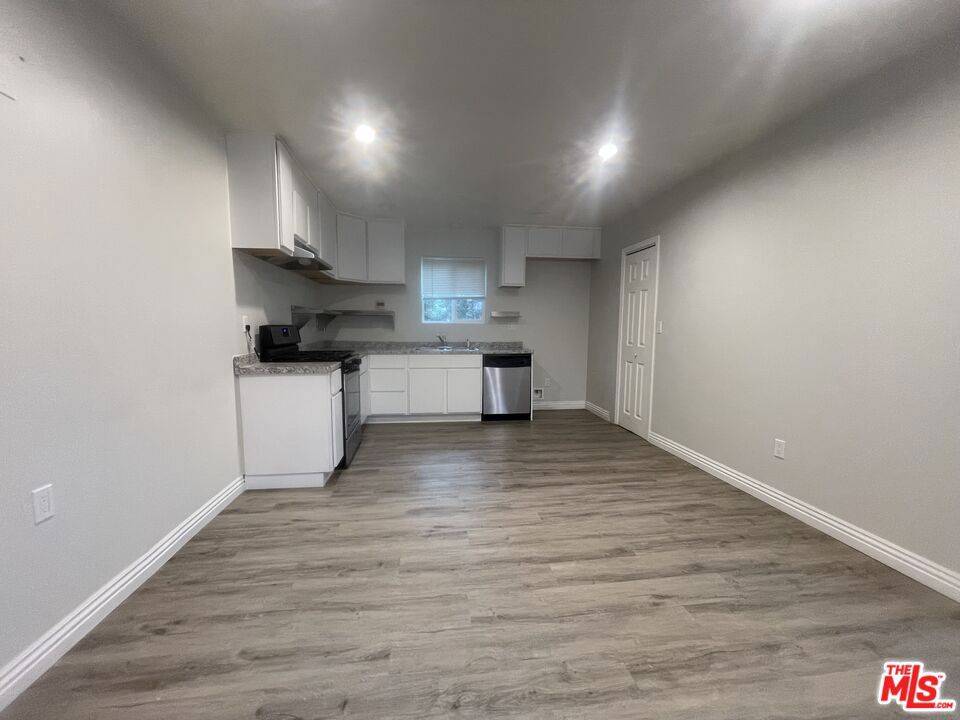La Crescenta, CA 91214,6204 1/2 Mayfield AVE