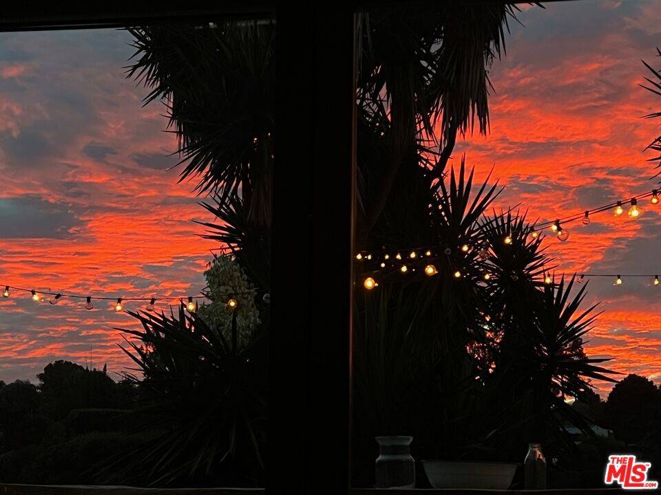Pacific Palisades, CA 90272,701 Radcliffe AVE