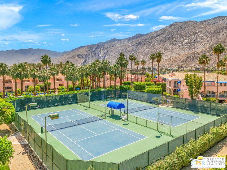 Palm Springs, CA 92262,500 E Amado RD #521