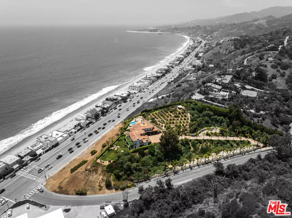 Malibu, CA 90265,3903 Carbon Canyon RD