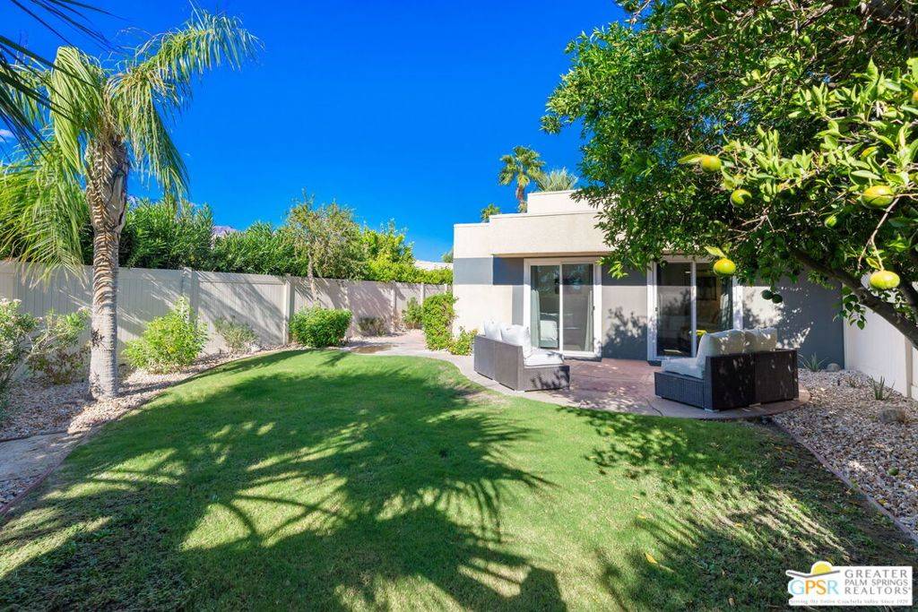 1505 Sunflower CIR, Palm Springs, CA 92262