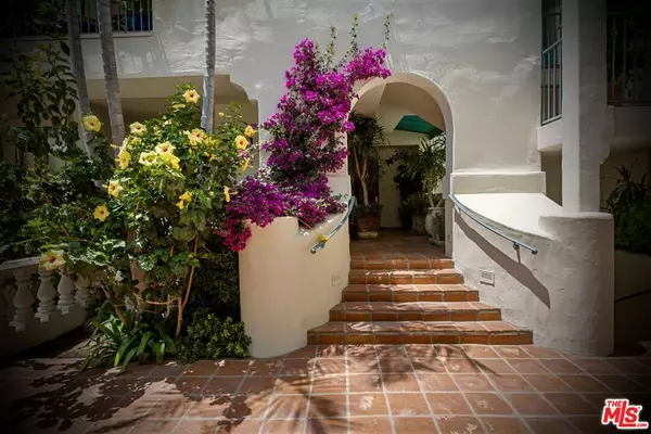 Pacific Palisades, CA 90272,15500 W Sunset BLVD #301