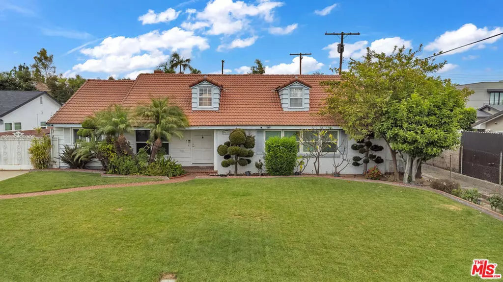 9433 Dacosta ST, Downey, CA 90240