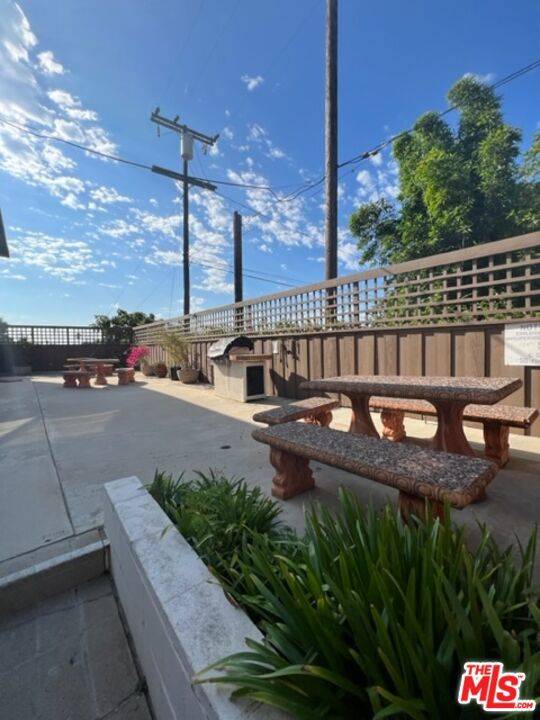 Culver City, CA 90230,4575 Inglewood BLVD #1