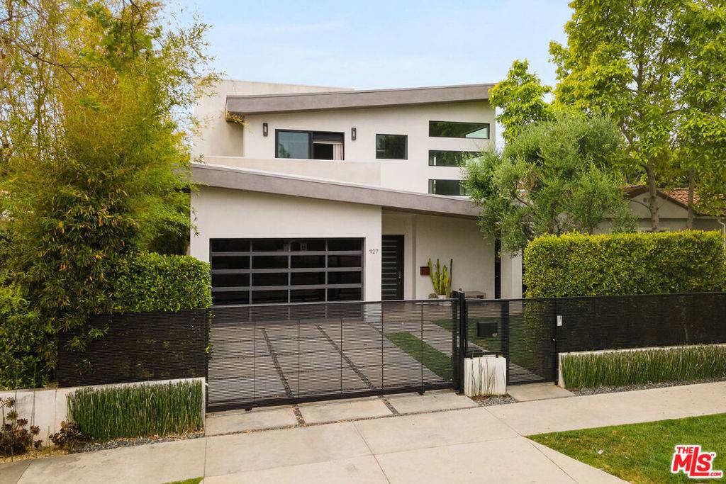 927 N Laurel AVE, Los Angeles, CA 90046