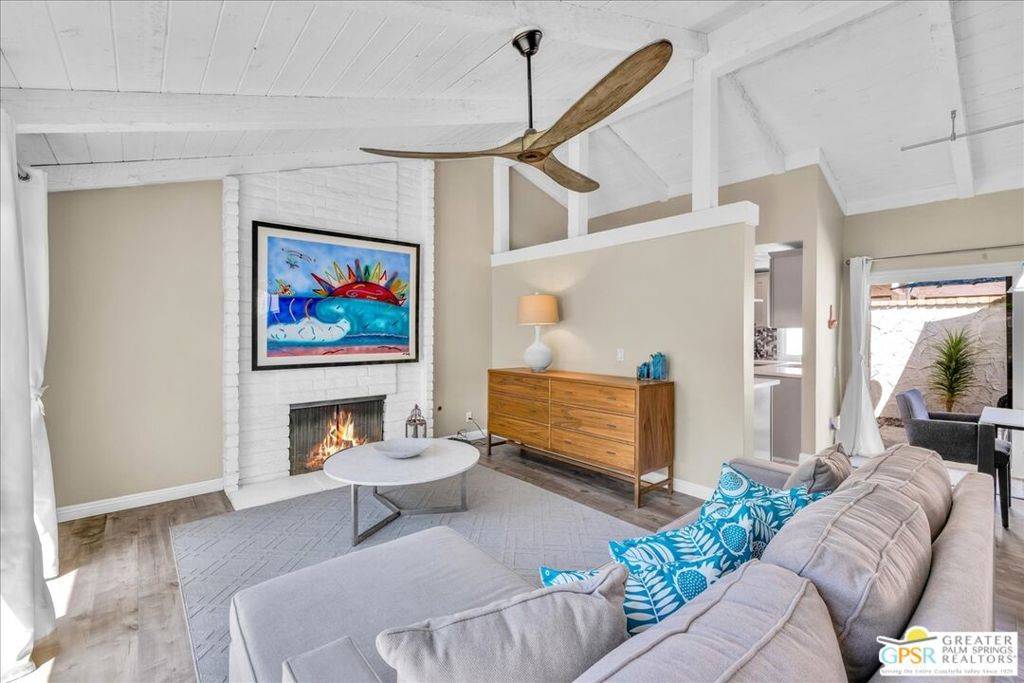 Palm Springs, CA 92264,2530 Miramonte CIR #C