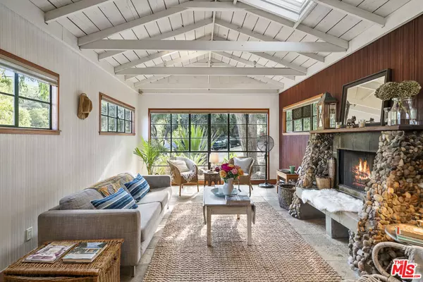 Topanga, CA 90290,816 Basin DR