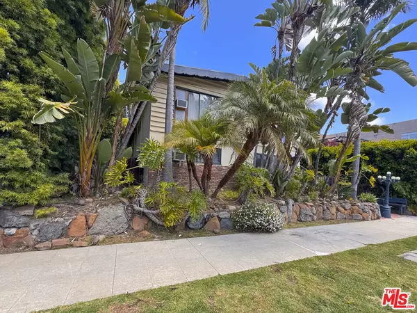 11747 Bellagio RD, Los Angeles, CA 90049
