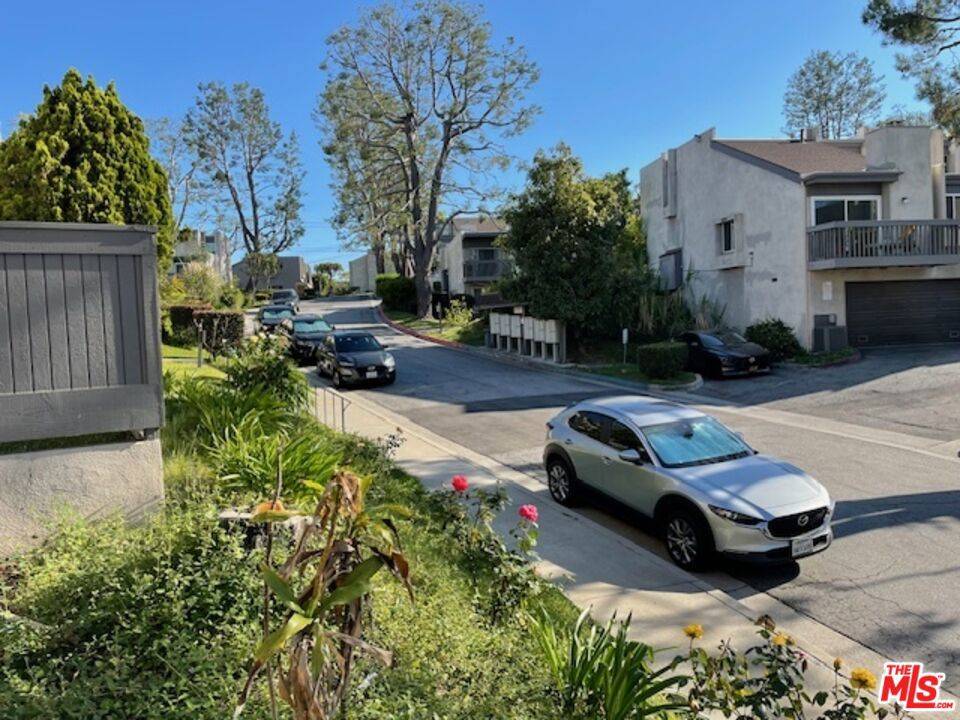 Montebello, CA 90640,1728 Mountain Terrace LN
