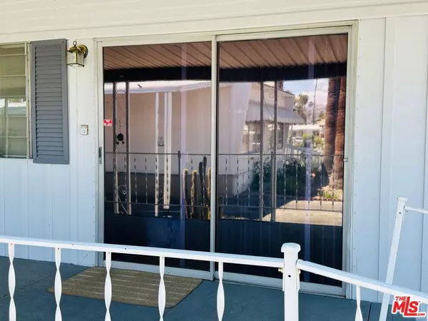 Cathedral City, CA 92234,438 Butterfield