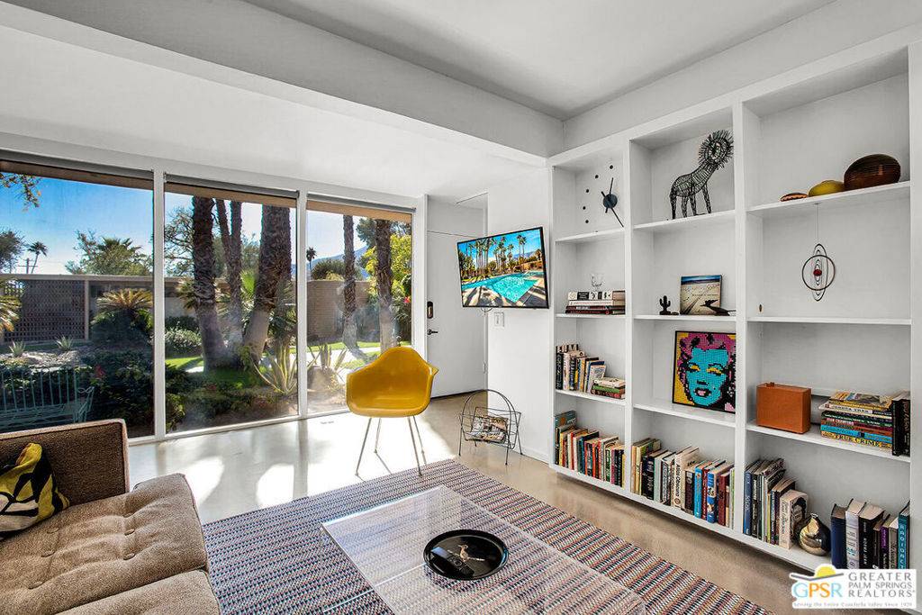 Palm Springs, CA 92262,360 Cabrillo RD #102