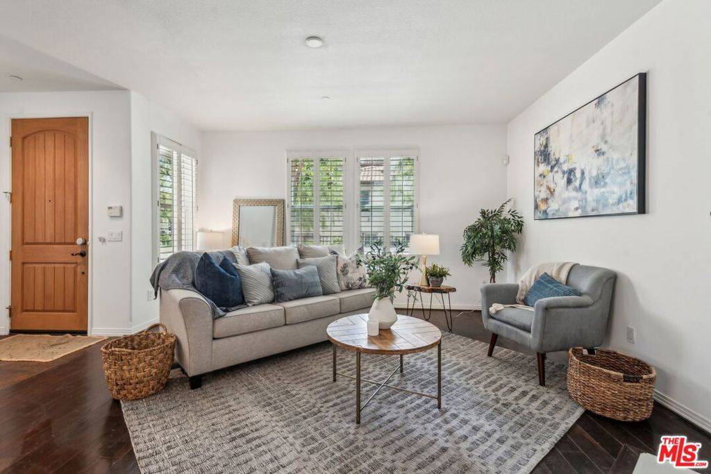 Pasadena, CA 91107,2460 E Villa ST #2