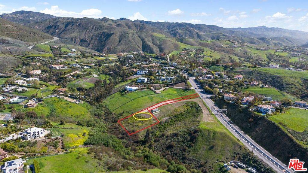 Malibu, CA 90265,6061 Kanan Dume RD