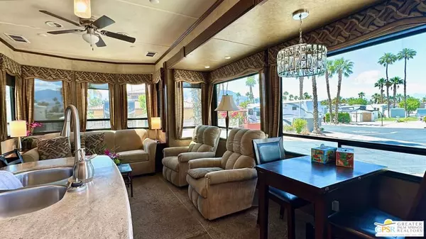 Cathedral City, CA 92234,69801 Ramon RD #272