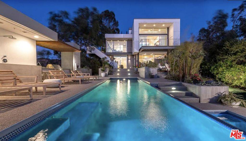 2511 Wild Oak DR, Los Angeles, CA 90068