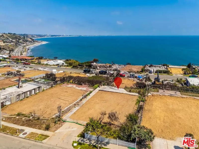 18354 Wakecrest DR, Malibu, CA 90265
