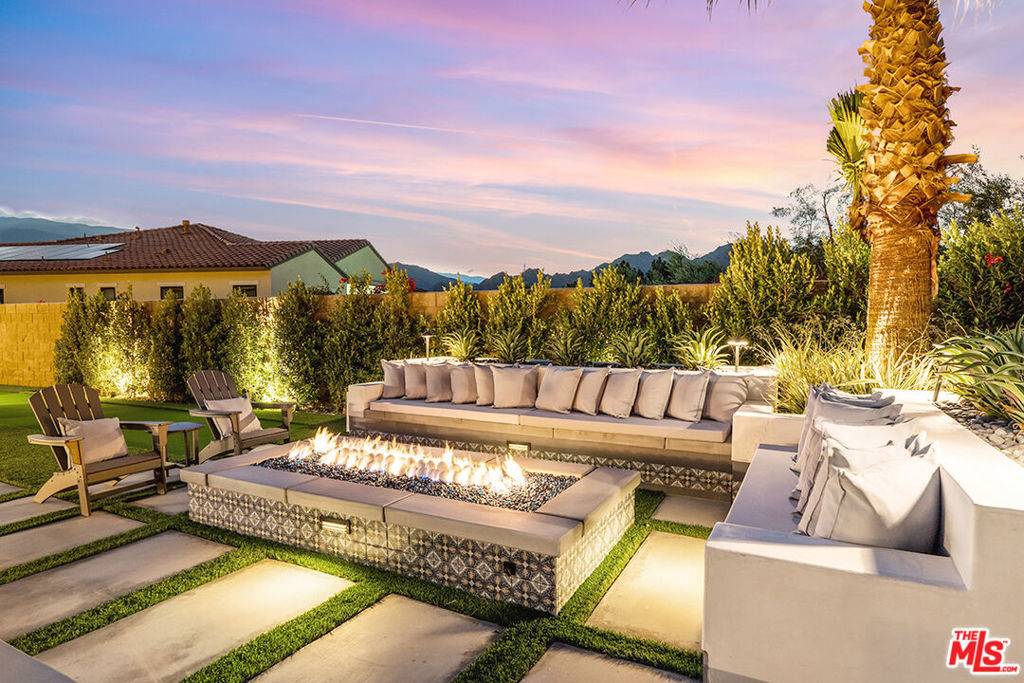 La Quinta, CA 92253,80464 N Old Ranch TRL