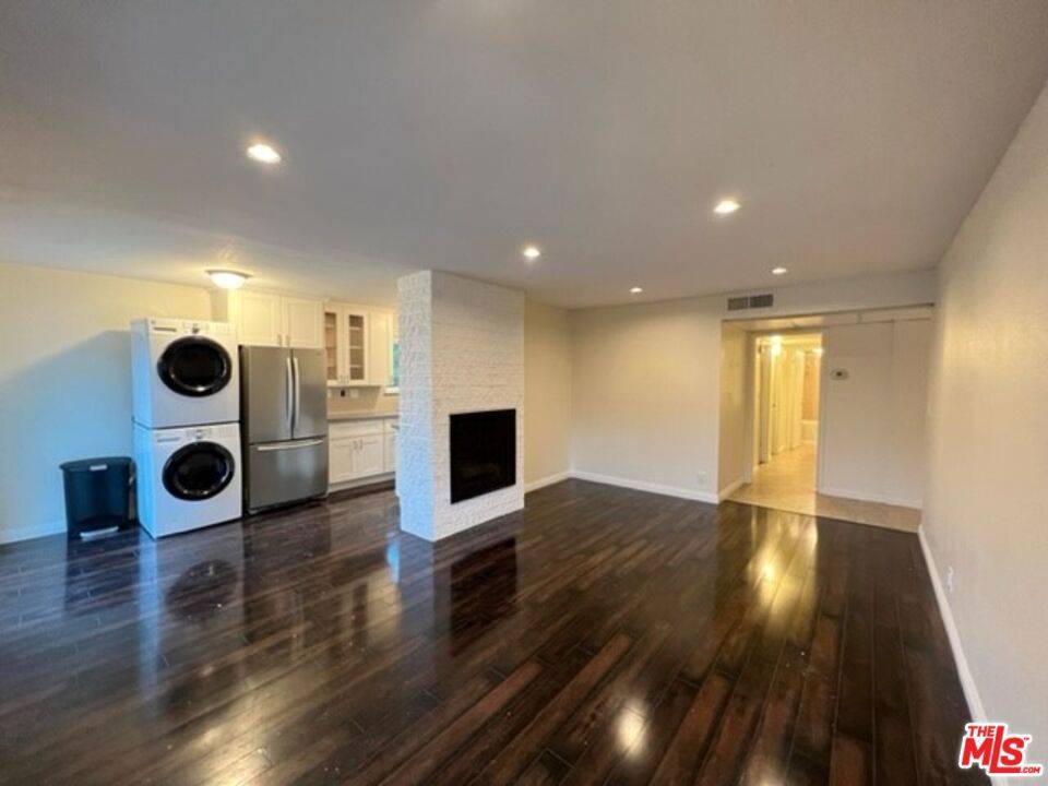 11578 WYOMING AVE #104, Los Angeles, CA 90025