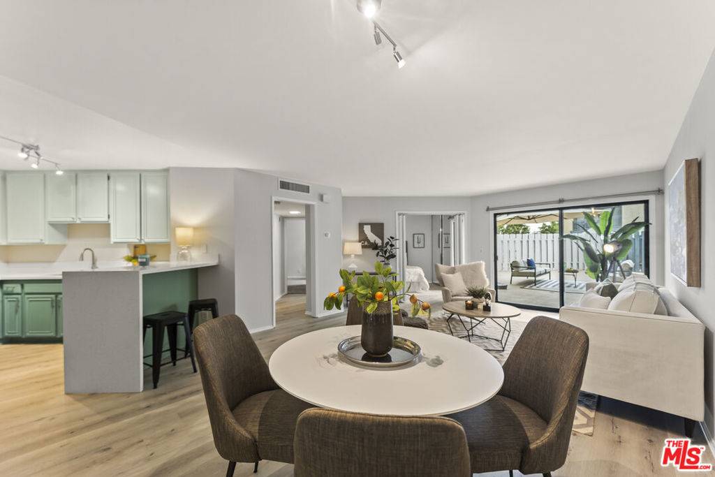 4589 Via Marisol #160, Los Angeles, CA 90042