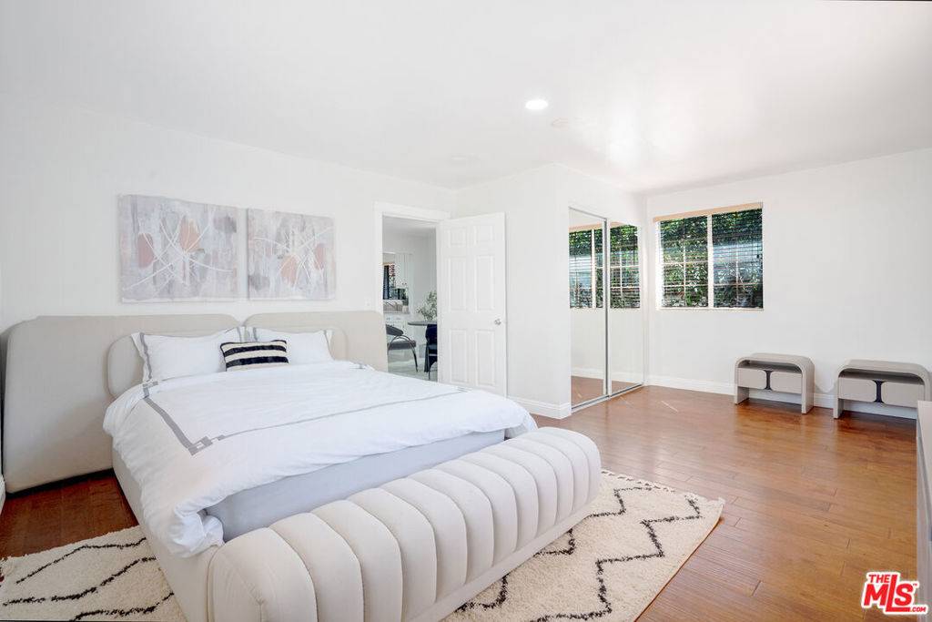 4814 Pickford ST, Los Angeles, CA 90019
