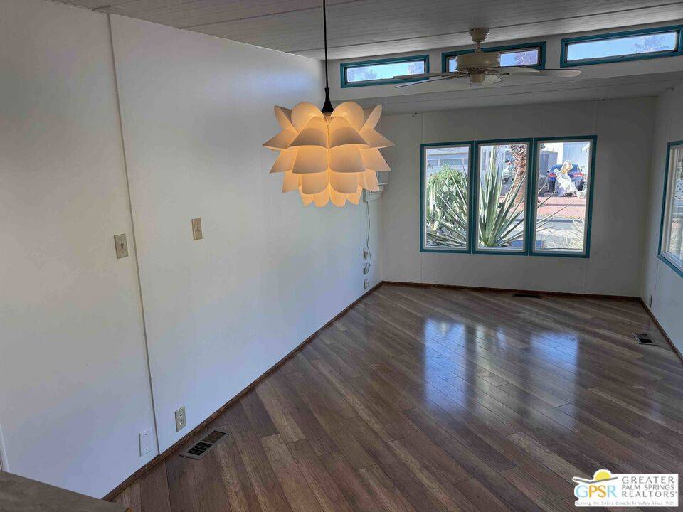 Cathedral City, CA 92234,15 Mckinley DR
