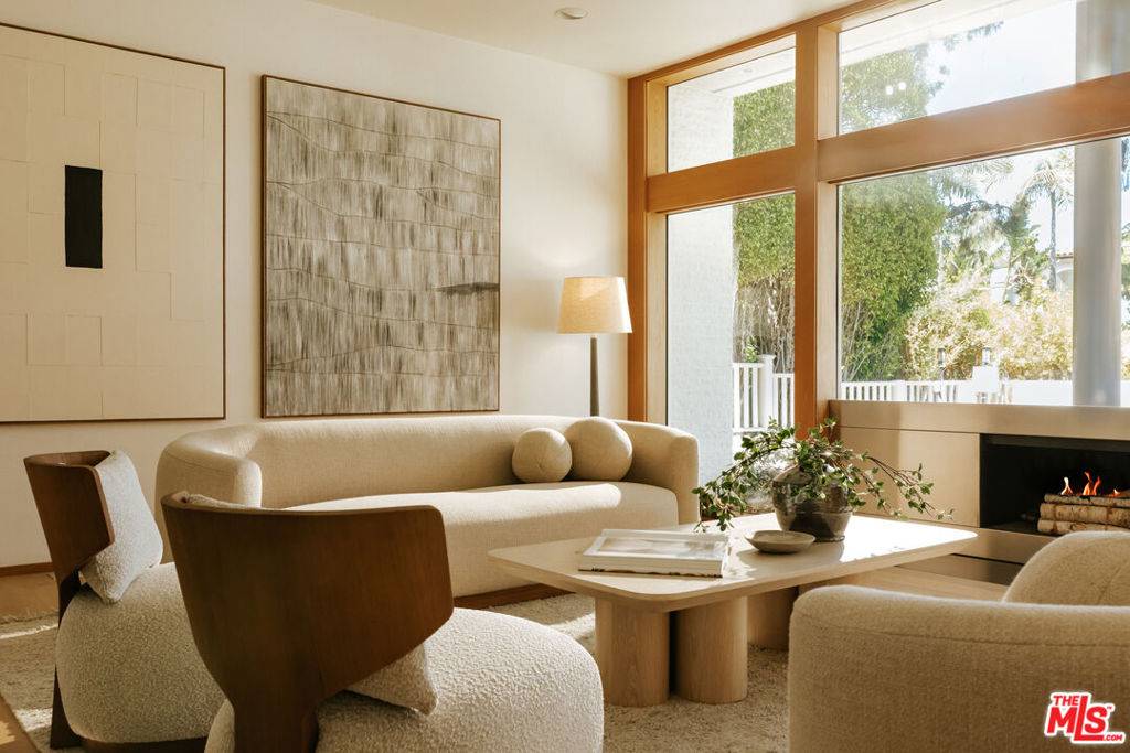 Santa Monica, CA 90402,622 24th ST