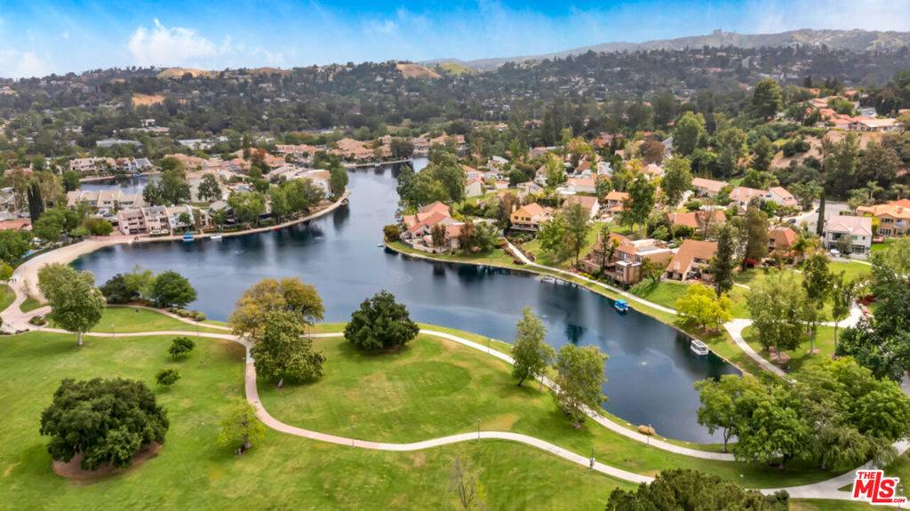 4720 Park Granada #209, Calabasas, CA 91302