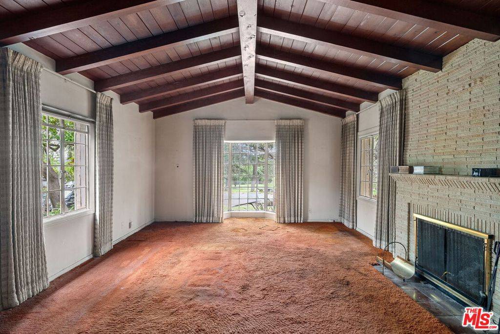Los Angeles, CA 90064,10490 Lorenzo PL