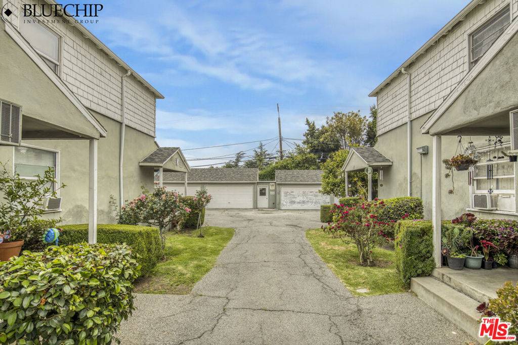 Van Nuys, CA 91401,14244 Delano ST
