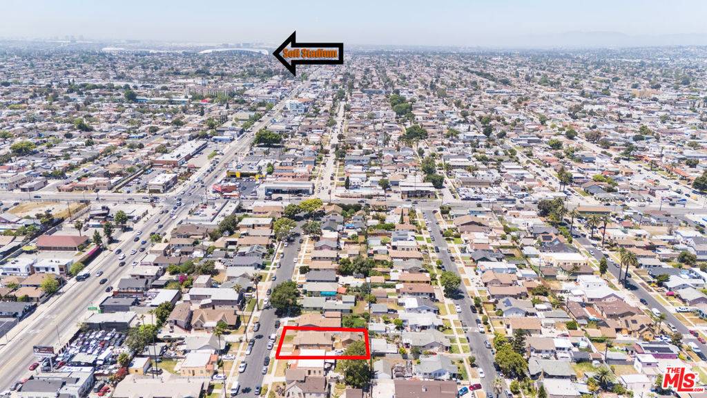 1267 W 85th ST, Los Angeles, CA 90044