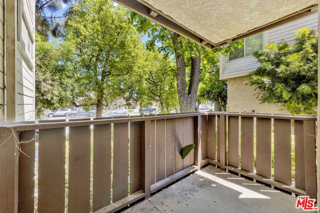 Van Nuys, CA 91411,14960 Victory BLVD #101