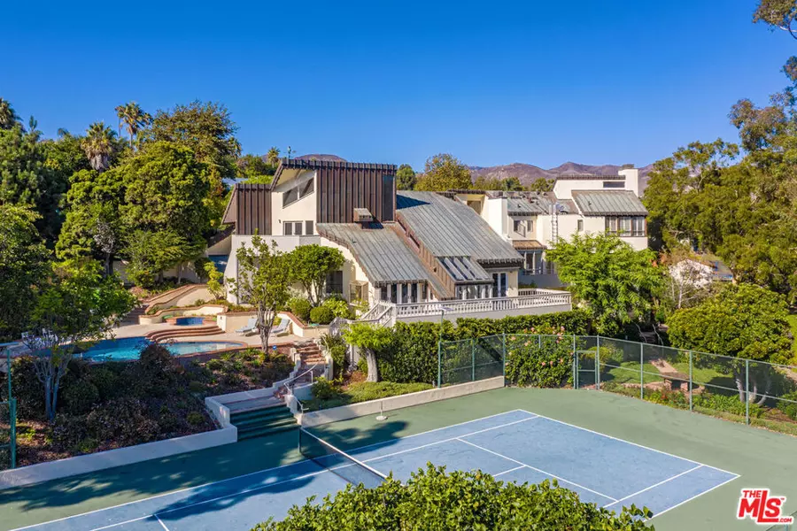 28942 Boniface DR, Malibu, CA 90265